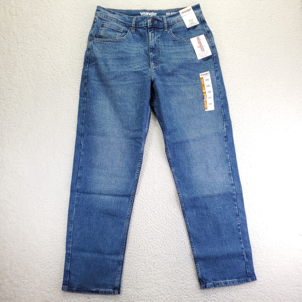 Wrangler Relaxed Fit Mens Jeans 33x32 Medium Wash Blue Denim 10MGW15MW NWT